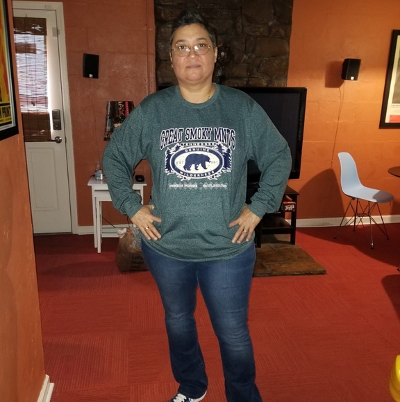 Profile Picture of Marilyn Saez (@mary1972taz) on Poshmark