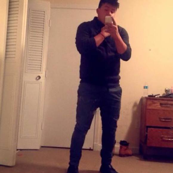 Profile Picture of Rene Alvarez (@mariomonzon1994) on Poshmark