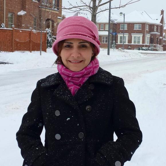 Profile Picture of Tharwa Hashim (@tharwa2005) on Poshmark