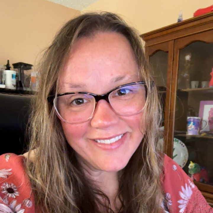 Profile Picture of Tracy (@tracysatter) on Tiktok