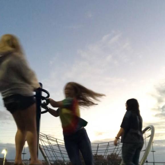 Karleigh Welty - Poshmark Profile Picture of Karleigh Welty (@karleighwelty) on Poshmark