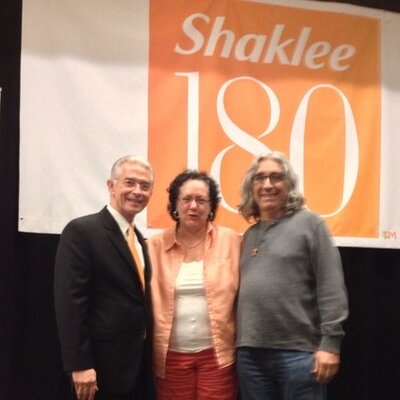 Profile Picture of Cindy Aviles (@beehealthycindy) on Twitter