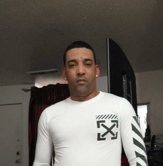 Profile Picture of Fernando Morgan (@fernandomorg155) on Poshmark