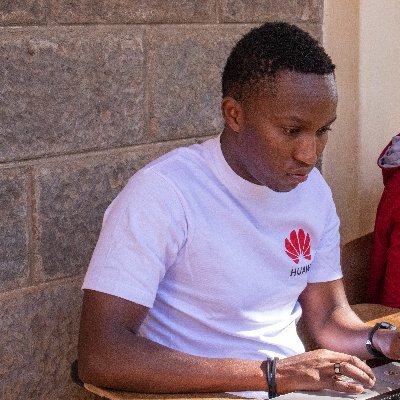 Profile Picture of Bruce Felix (@BruceFelix18) on Twitter