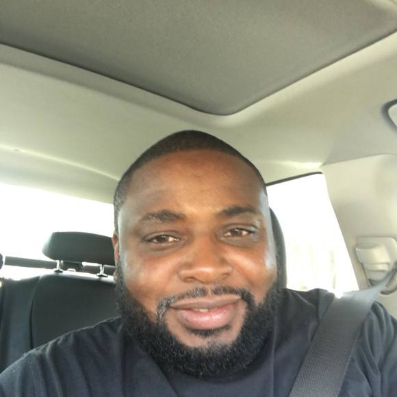 Profile Picture of Danel Harrison (@drh773) on Poshmark