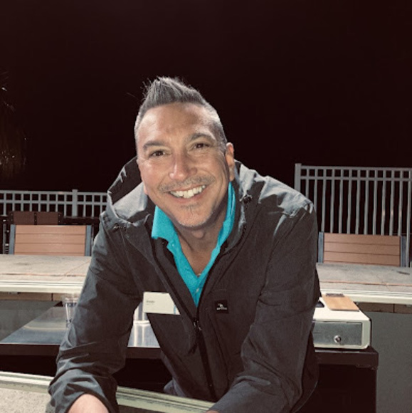 Profile Picture of Dustin Tate (@djtater2020) on Poshmark