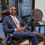 Profile Picture of Derrick Mahoney (@derrickmahoneythebroker) on Instagram