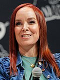 Profile Picture of Erica Schroederon Wikipedia