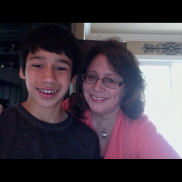 Profile Picture of Gloria Delgado (@gloria_delgado) on Poshmark