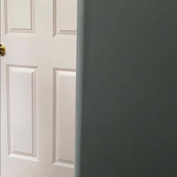 Profile Picture of Ariel Bendig (@bendigariel) on Poshmark