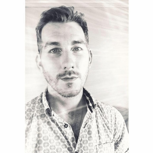 Profile Picture of Justin Laframboise (@justlaframboise) on Poshmark