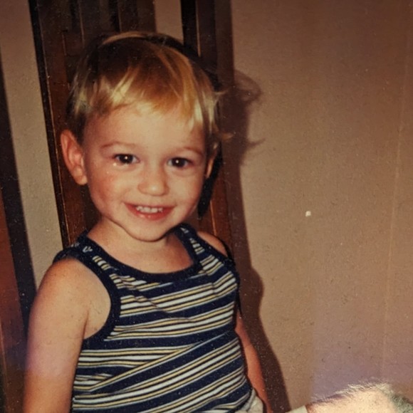 Bryce Goodman-orcutt - Poshmark Profile Picture of Bryce Goodman-orcutt (@curlyjewboy_) on Poshmark