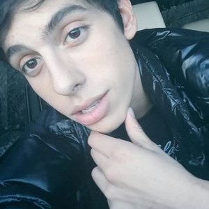 Profile Picture of Ari Hunter Del Bau (@AriHunterDelBa2) on Twitter