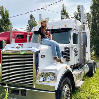 Profile Picture of Claudine (@claudinecadorette) on Instagram