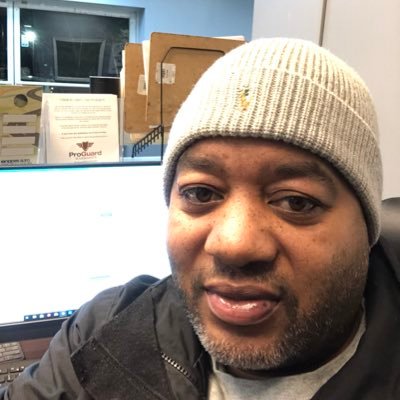 Profile Picture of Terence Harper (@harper_terence) on Twitter