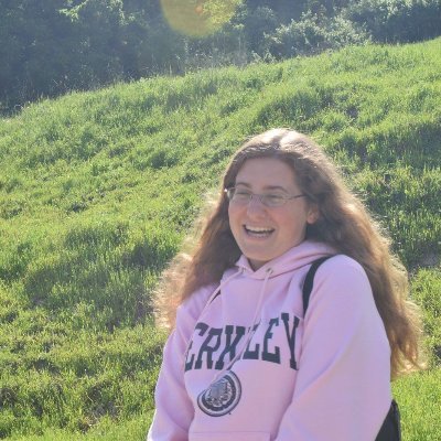 Profile Picture of Shani Sarah Lyubomirsky (@ShaniSarahLyub1) on Twitter