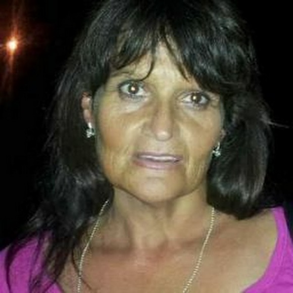 Profile Picture of Glenna Dooley (@glennadooley3) on Poshmark