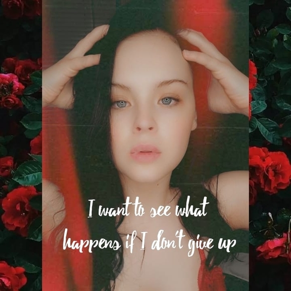 Profile Picture of Karissa Stoelting (@kstoelting6) on Poshmark