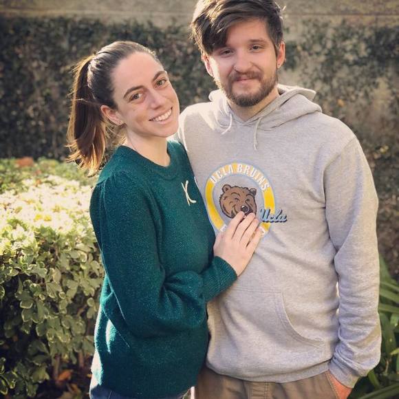 Profile Picture of Shawna Dyer (@sunfeet92) on Poshmark