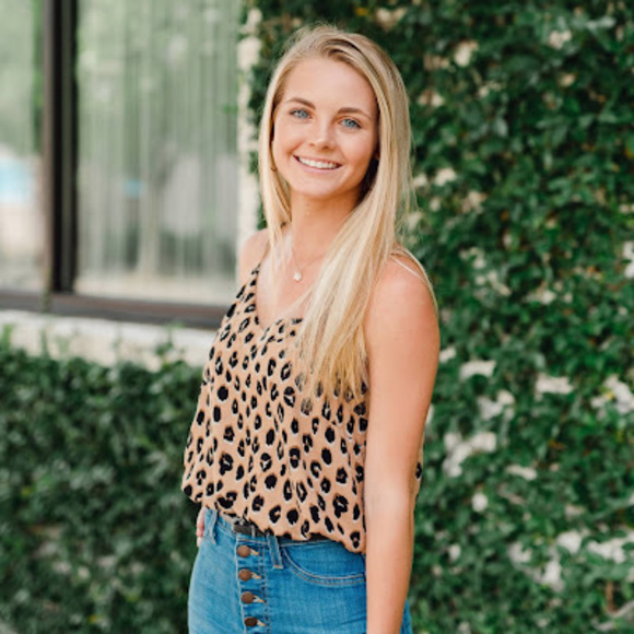 Profile Picture of Addie Killingsworth (@addiekillingswo) on Poshmark