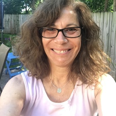 Profile Picture of Cindy Bloom (@Healthconcious1) on Twitter