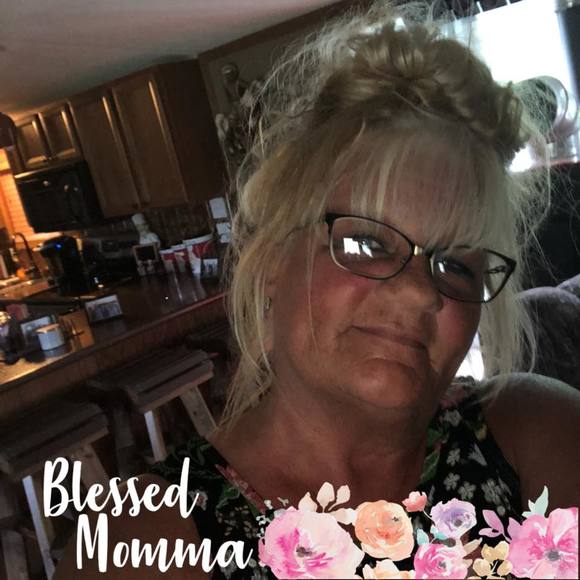 Profile Picture of Debbie Scarbrough (@debbiescarbr450) on Poshmark