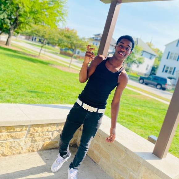 Profile Picture of Eugene Jackson (@38baby92021) on Poshmark