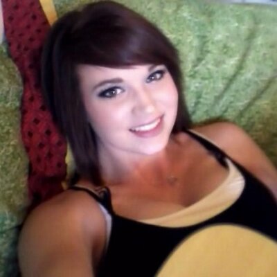 Profile Picture of Danielle Wilde (@DaniellejWilde) on Twitter