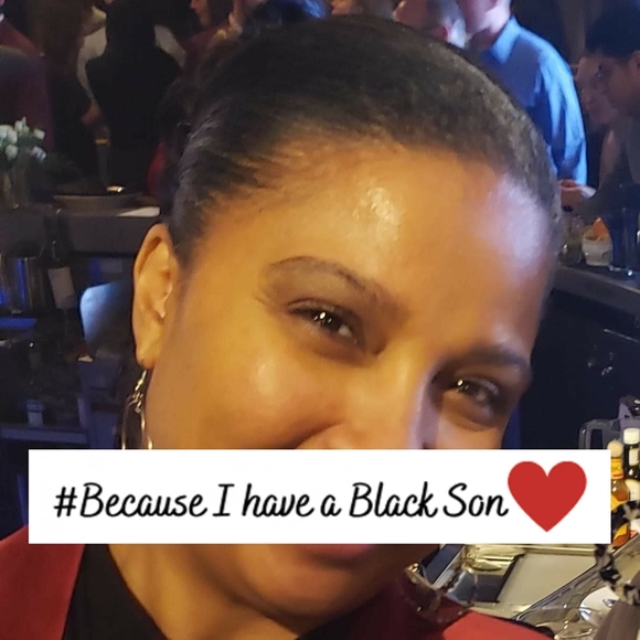 Profile Picture of Megan Clay (@mpc708) on Poshmark