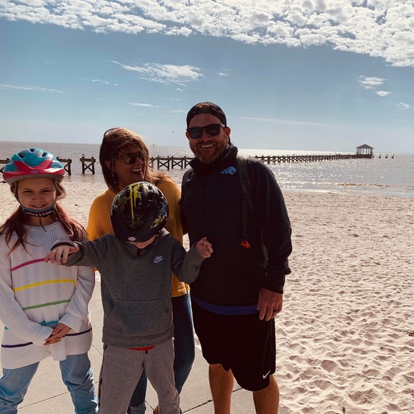 Profile Picture of Kim Passini (@kimpassini99) on Poshmark