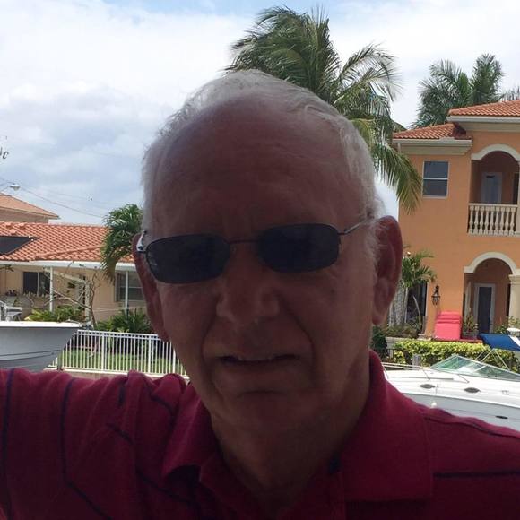 Profile Picture of Egbert Gorra (@egbertgora) on Poshmark
