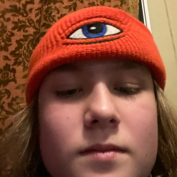 Profile Picture of Jessie Hugus (@mikeoxlong555) on Poshmark