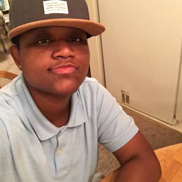 Laitesha Jones - Poshmark Profile Picture of Laitesha Jones (@jones_laitesha) on Poshmark