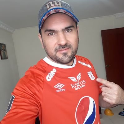 Profile Picture of Adolfo León Ceballos (@Adolfopandas) on Twitter