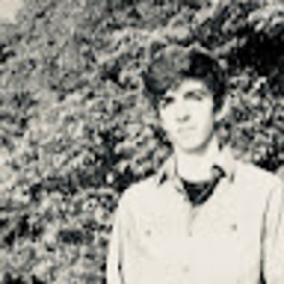 Profile Picture of Morgan Stinedurf (@mlstinedurf) on Poshmark