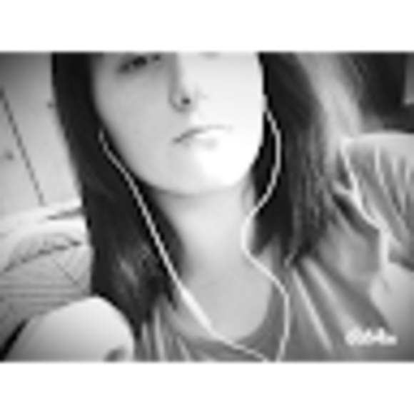 Profile Picture of Brianna Grippe (@grippe115) on Poshmark