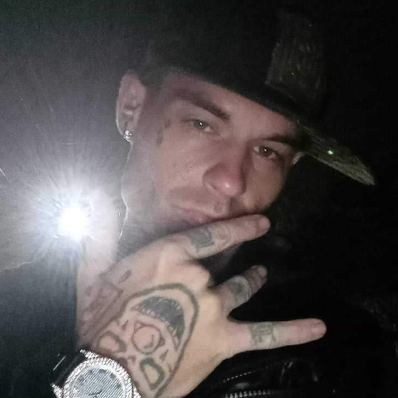 Profile Picture of Richard Frost (@frostrichard188) on Poshmark