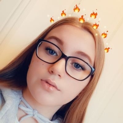 Profile Picture of Violet Simpson (@VioletS08021864) on Twitter