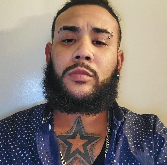 Profile Picture of Julian Serralta (@ju2691) on Poshmark