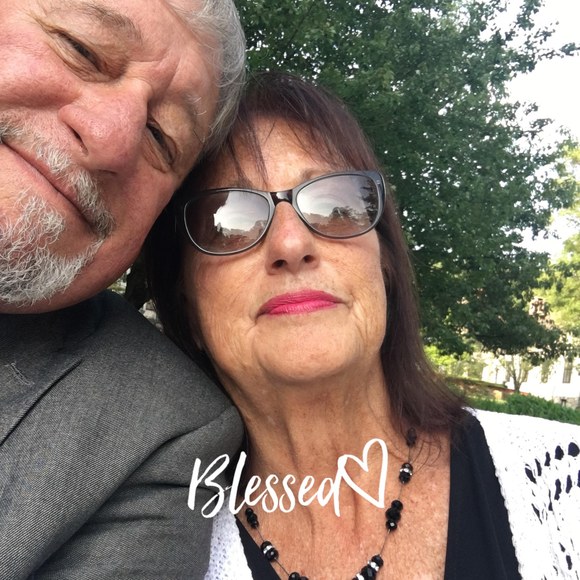 Profile Picture of Linda Englert (@lenglert08) on Poshmark