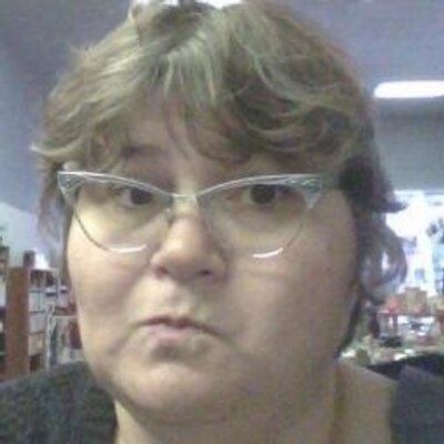 Profile Picture of Pamela Kelly (@randompammit) on Twitter