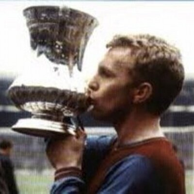 Profile Picture of Joe Springer (@Joetheskyboy) on Twitter