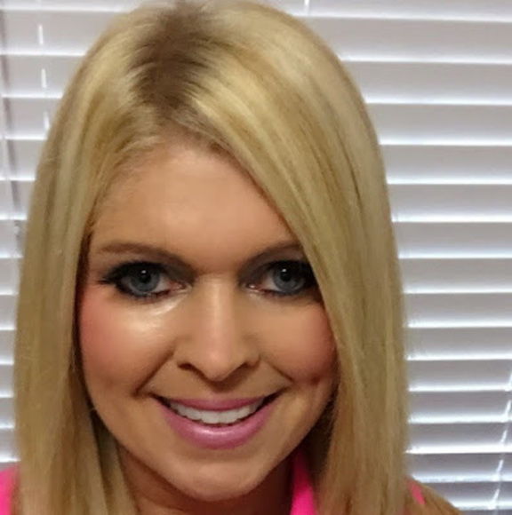 Profile Picture of Tamara Parrish (@tamaraparrish) on Poshmark