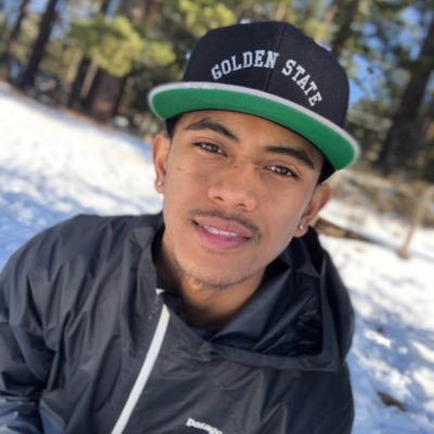 Profile Picture of Jason (@jason7solis) on Twitter