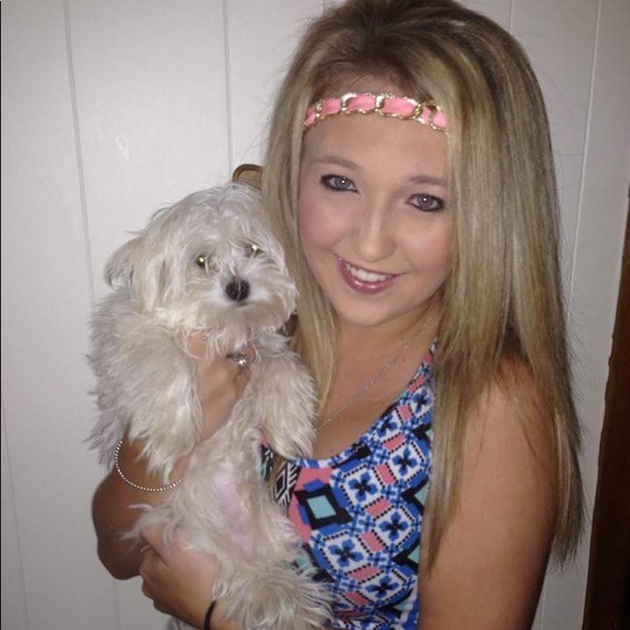 Kyra Weaver - Poshmark Profile Picture of Kyra Weaver (@kyraweaver11) on Poshmark