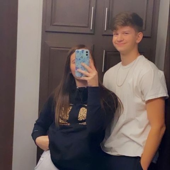 Profile Picture of Madelynn Allen (@madelynnalle624) on Poshmark