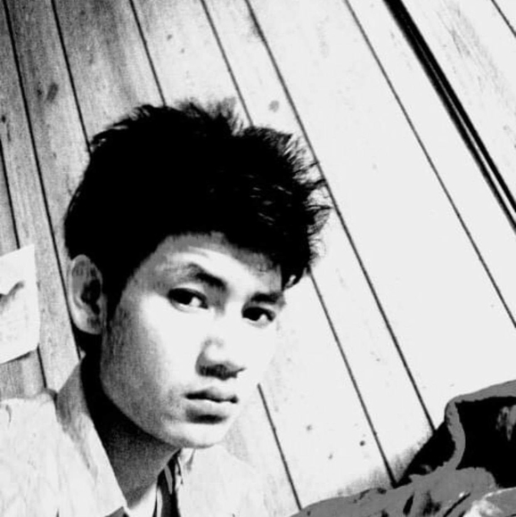 Profile Picture of Soe min Tway (@soemintway0) on Poshmark