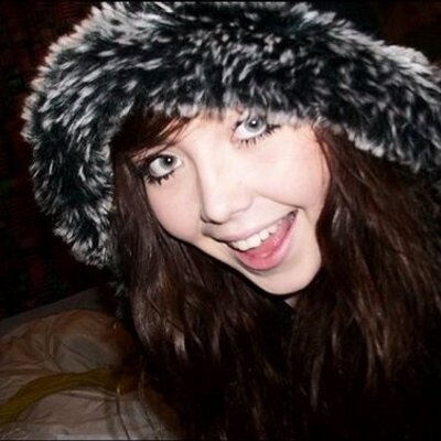 Profile Picture of Shella Eshenbrenner (@Shellaupq) on Twitter