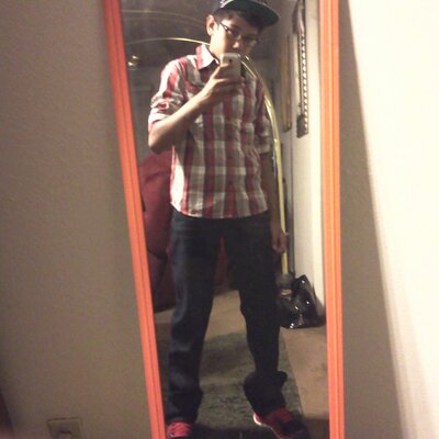 Profile Picture of Sean Burch (@mcswagger100) on Twitter