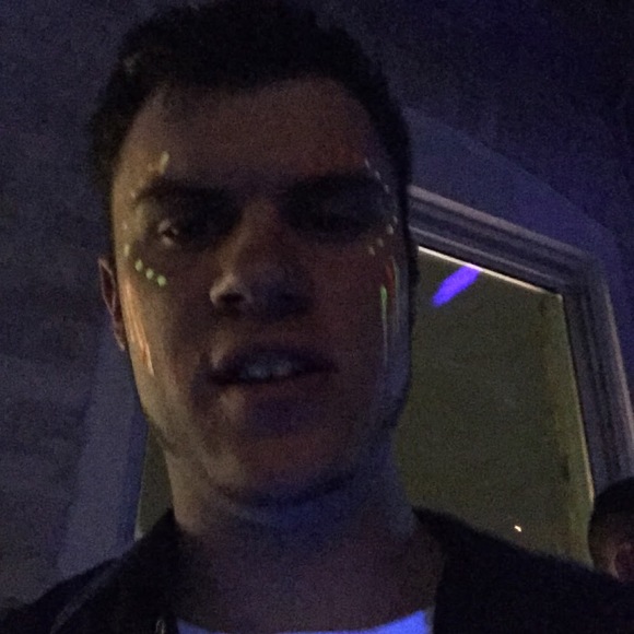 Profile Picture of Kurt Cantile (@yamahadog660) on Poshmark